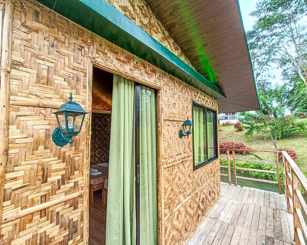GlamperGrove Aqua Cottage
